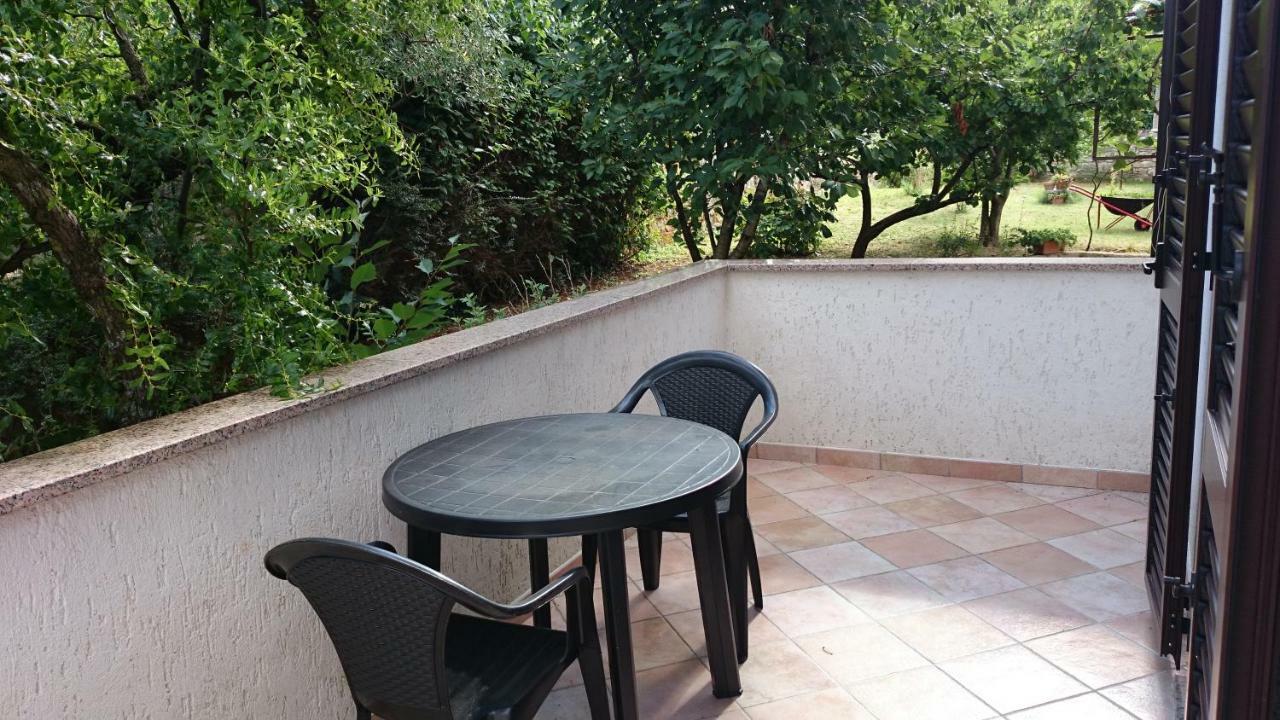 Apartman Dino Tar-Vabriga エクステリア 写真